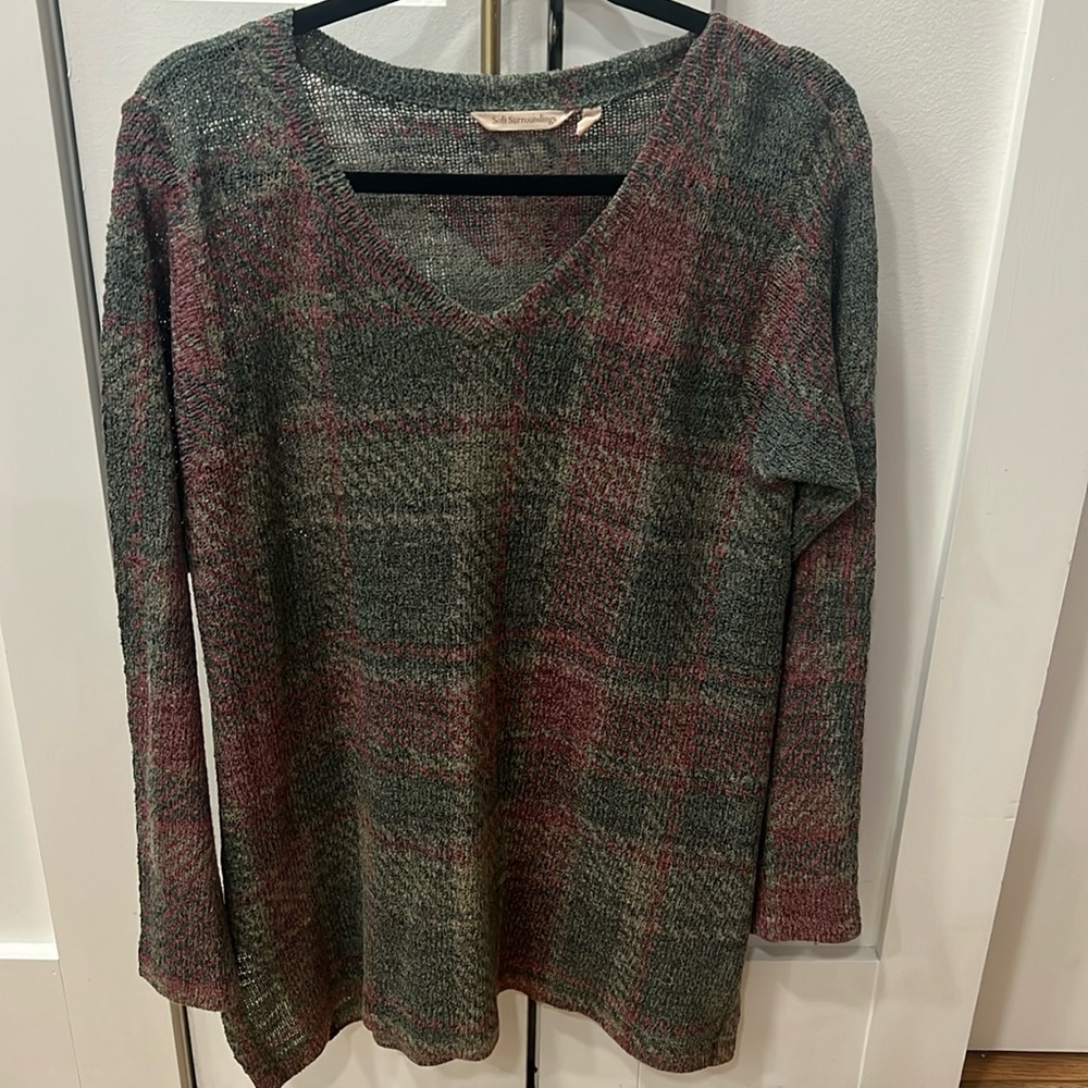 Soft Surroundings delicate sweater size Large